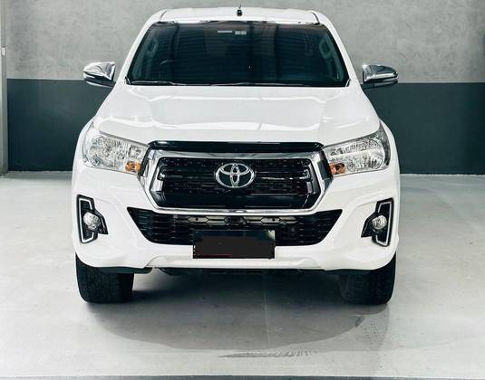 TOYOTA HILUX 2.8 SRV 4X4 CD 16V DIESEL 4P AUTOMÁTICO